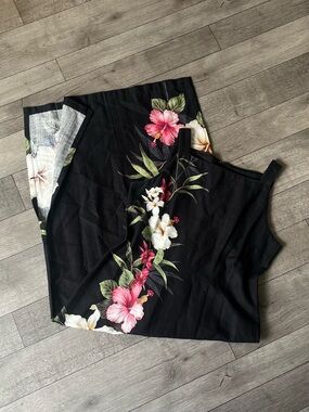 Young Hawaii by Iolani | Vintage Black tropical maxi dress | Medium